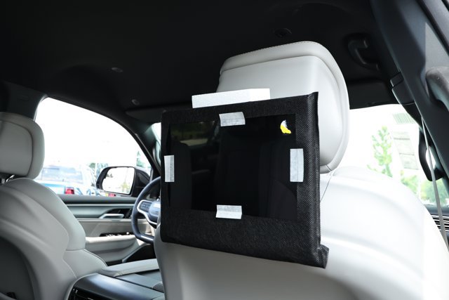 New 2026 Jeep Grand Wagoneer L Limited w/ Rear Seat Video Group I AWD/4WD image 33