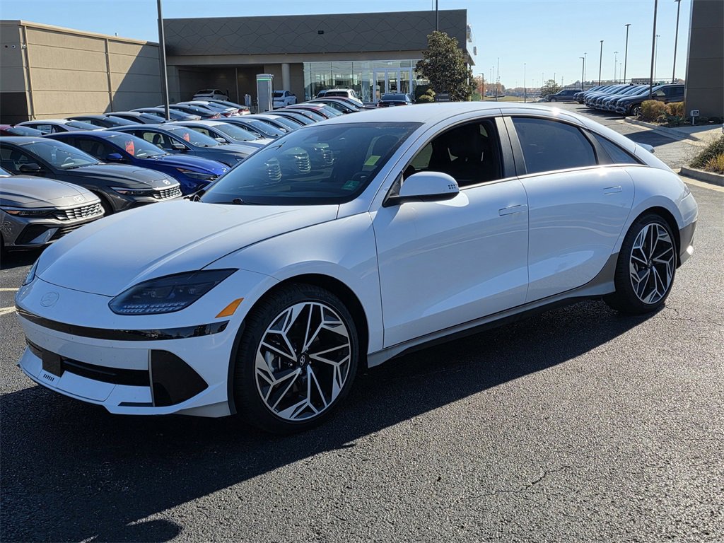 Used 2025 Hyundai Ioniq 6 SEL image 5