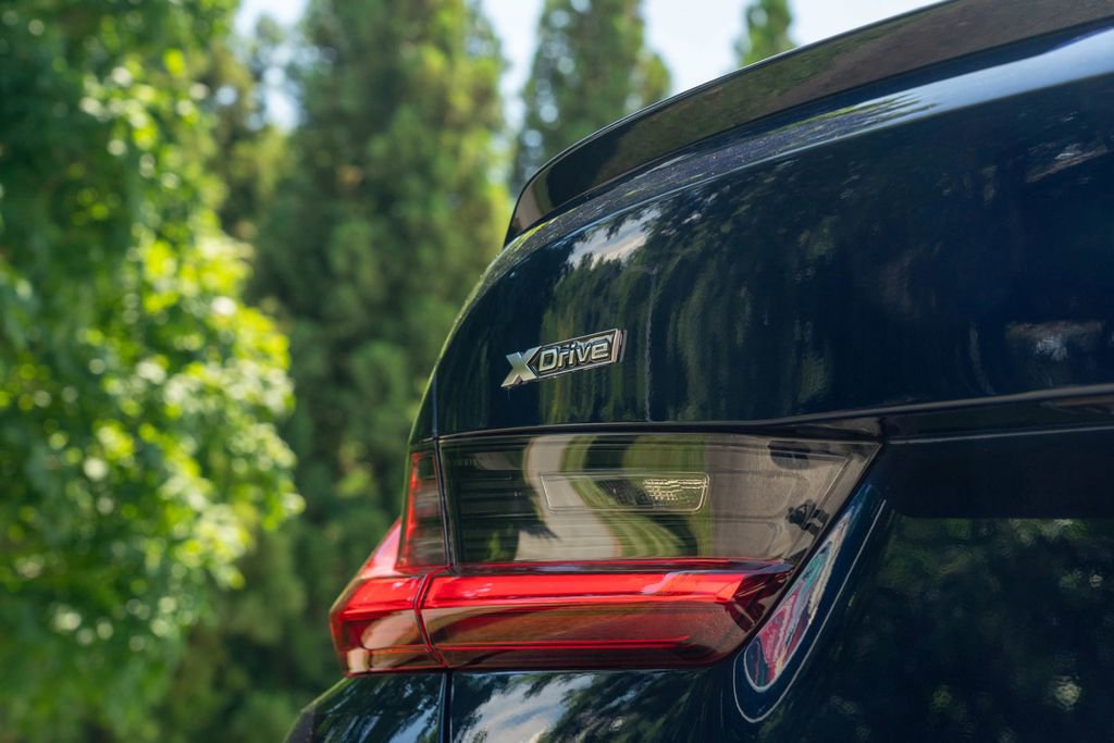 Used 2023 BMW M3 Competition image 12