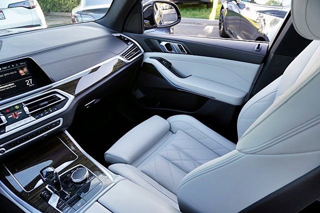 Used 2023 BMW X5 xDrive40i image 23