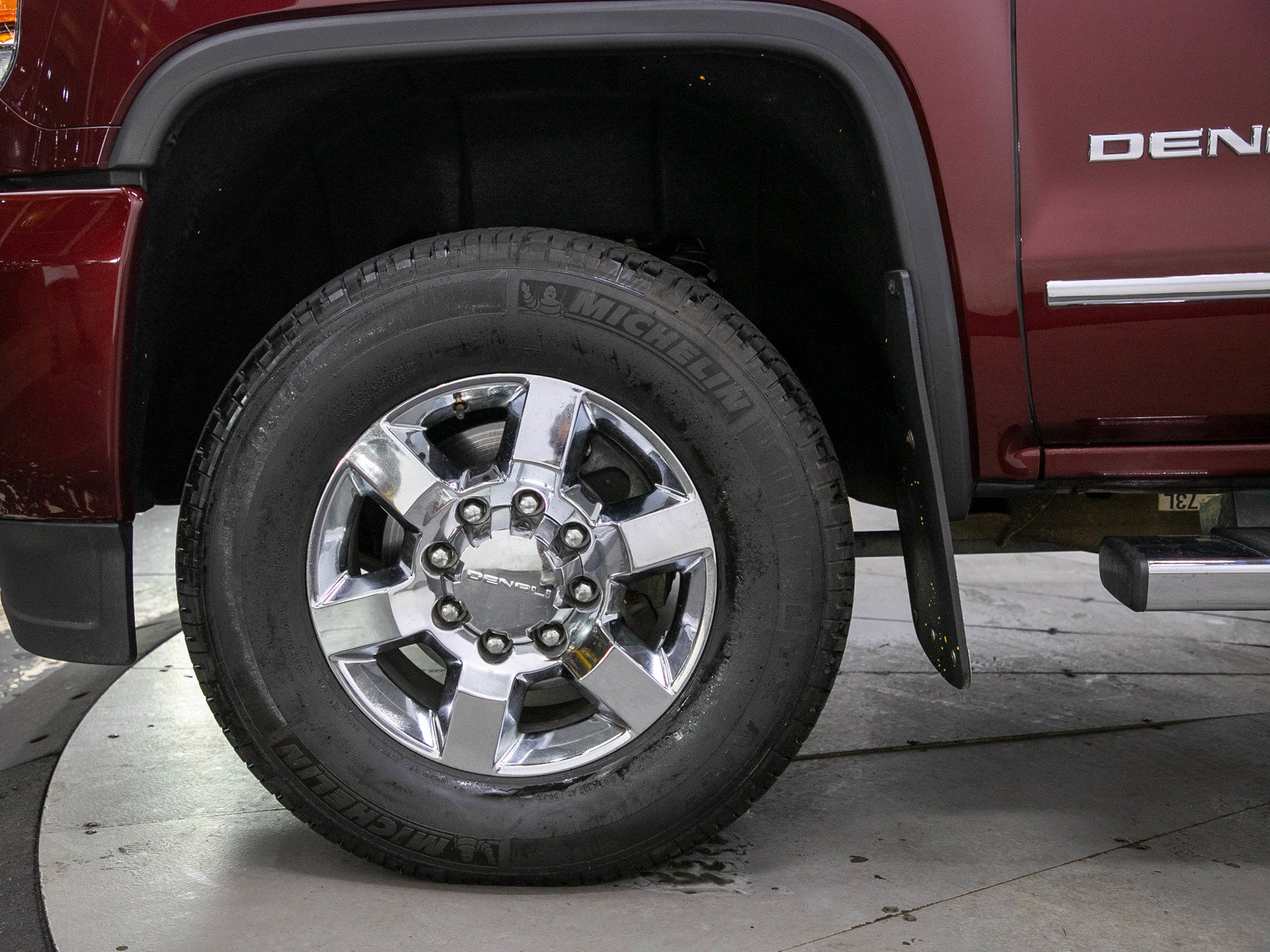 Used 2017 GMC Sierra 3500 Denali w/ Duramax Plus Package AWD/4WD image 30