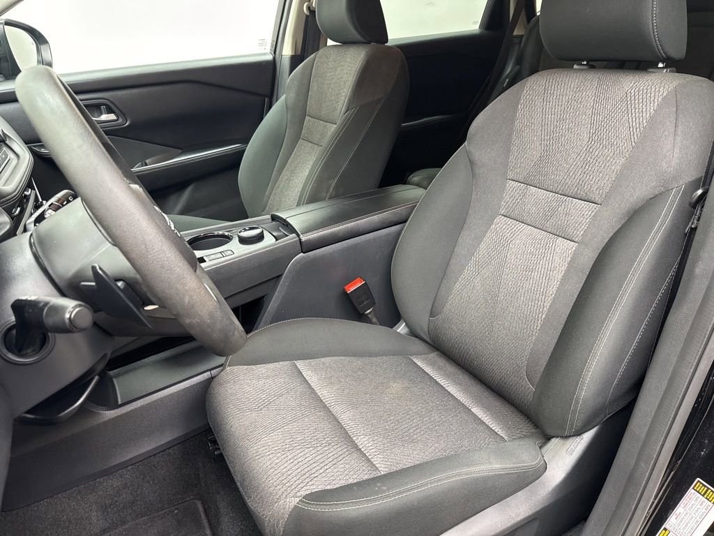 Used 2024 Nissan Rogue SV AWD/4WD image 19