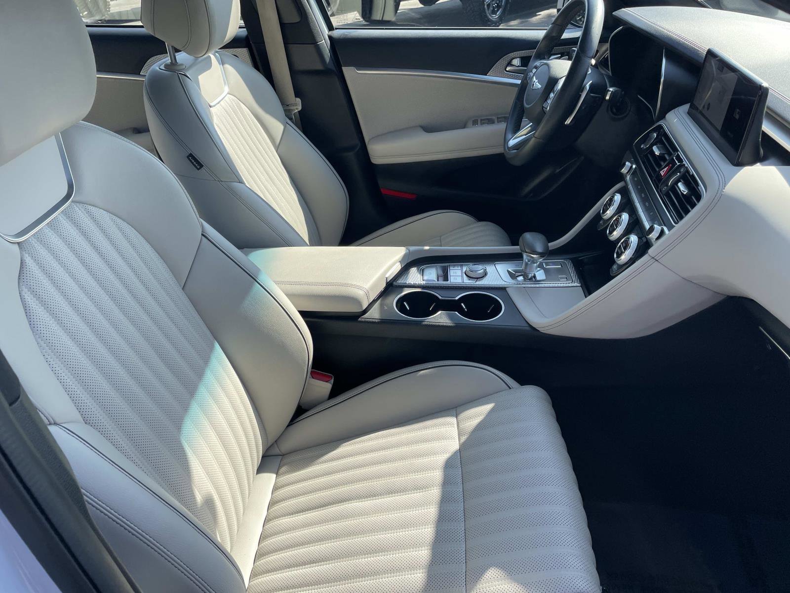 Used 2023 Genesis G70 3.3T w/ Sport Advanced Package image 25