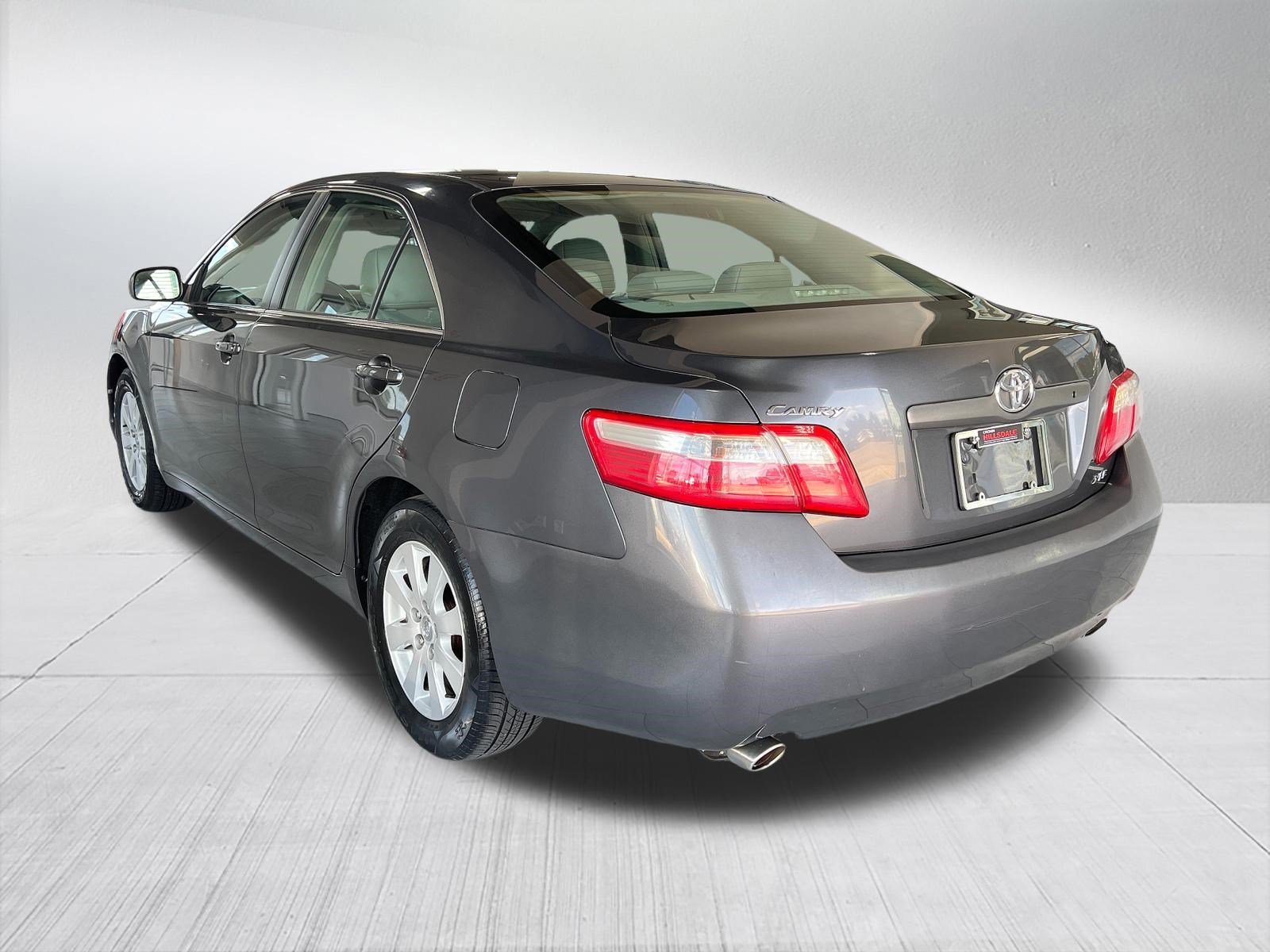Used 2009 Toyota Camry XLE FWD image 6