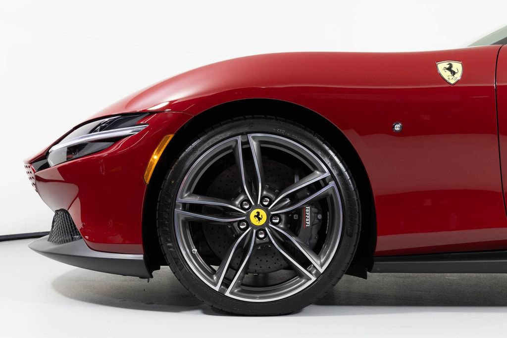 Used 2024 Ferrari Roma Spider image 12