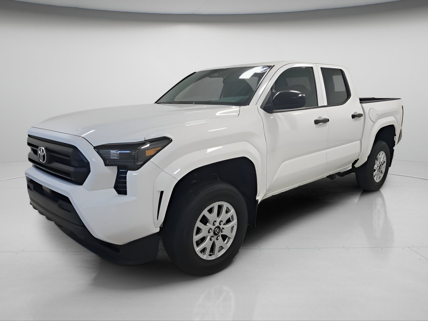 Used 2024 Toyota Tacoma SR AWD/4WD image 3