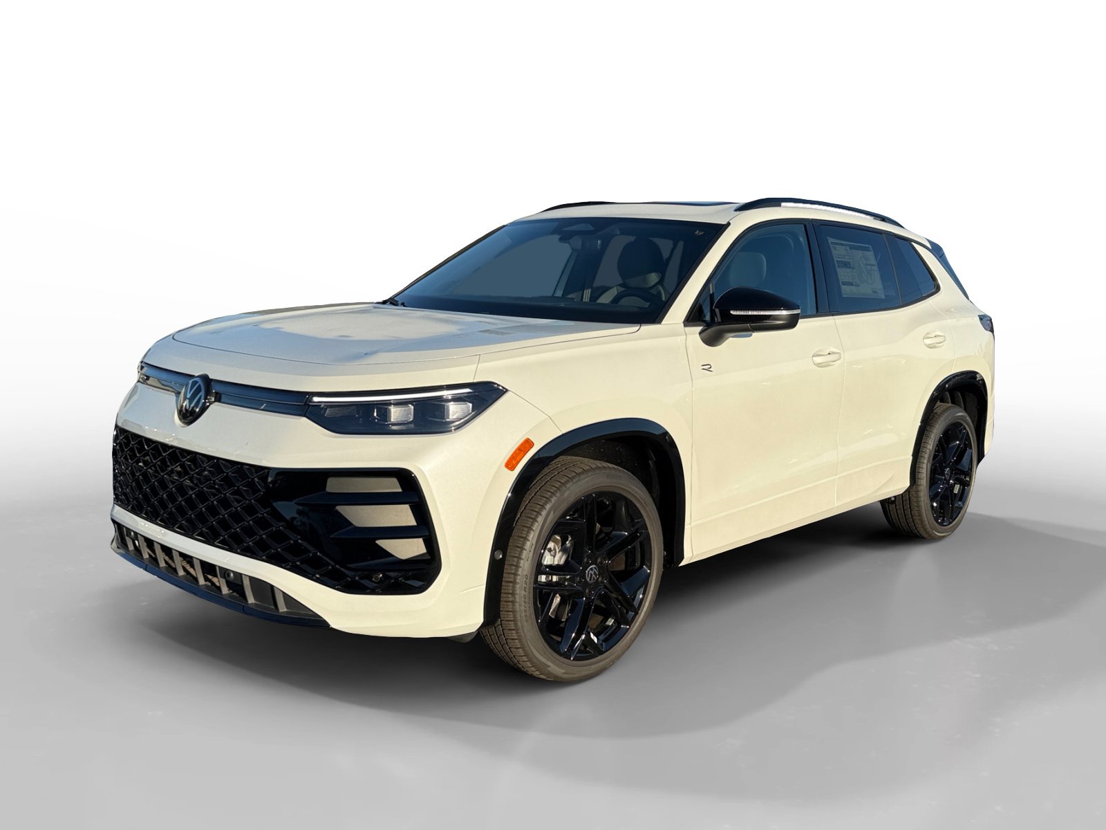 New 2026 Volkswagen Tiguan SE R-Line AWD/4WD image 1