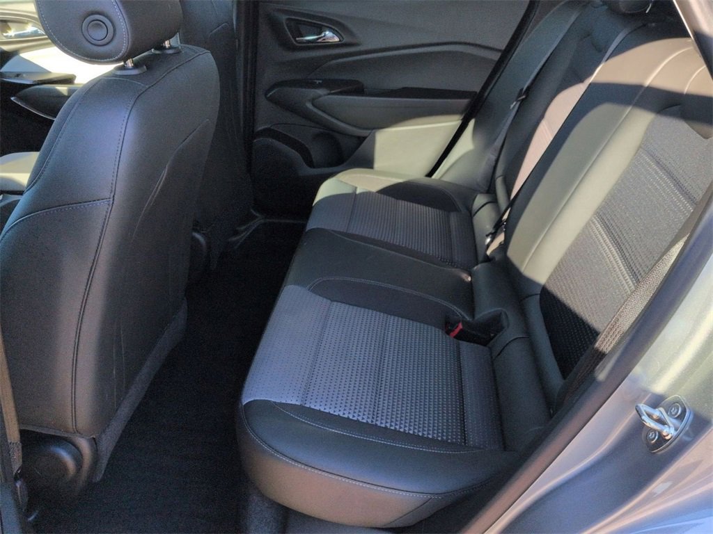 Used 2024 Chevrolet Trax LT w/ Driver Confidence Package image 21