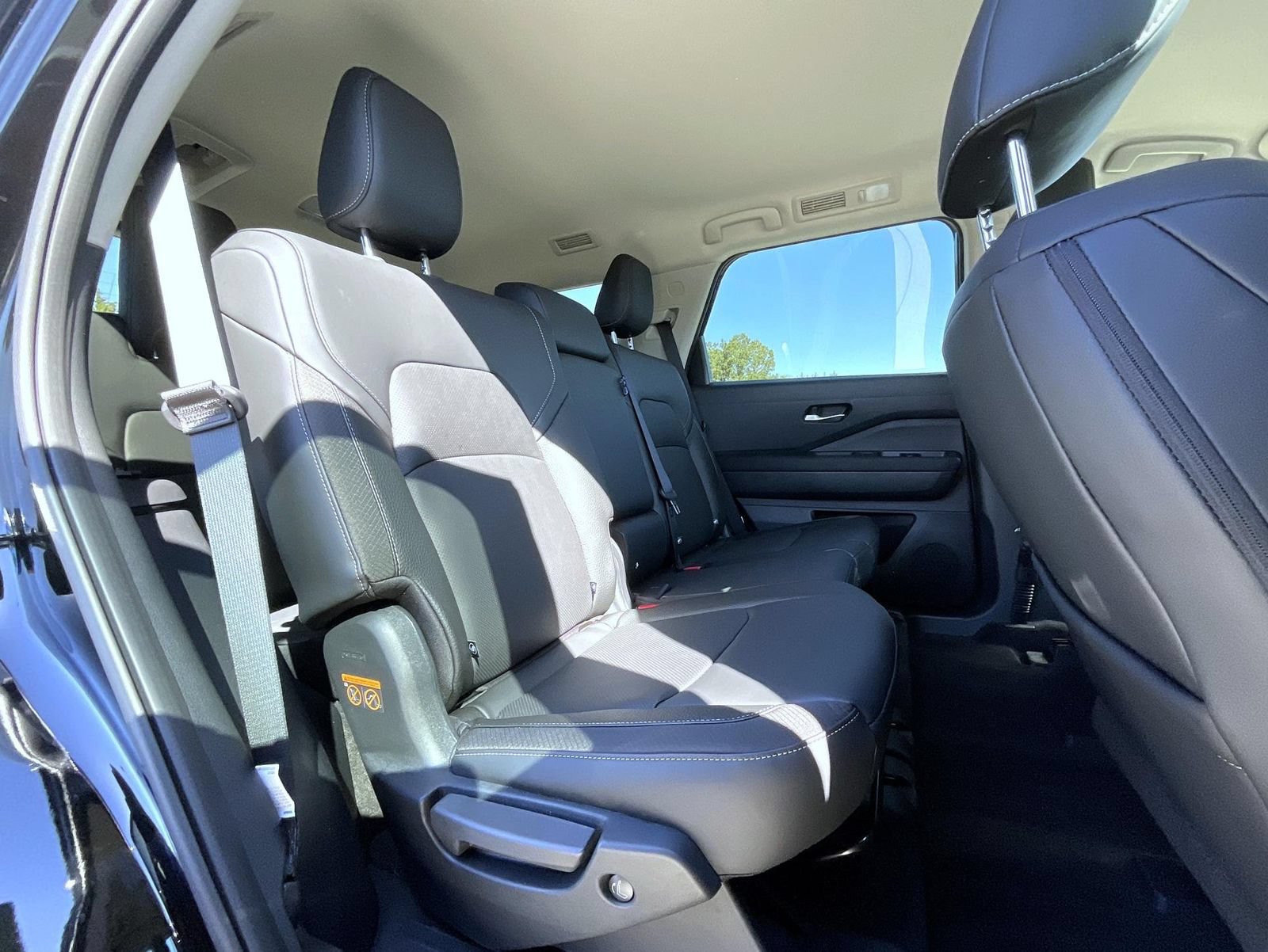 New 2026 Nissan Pathfinder SL AWD/4WD image 22
