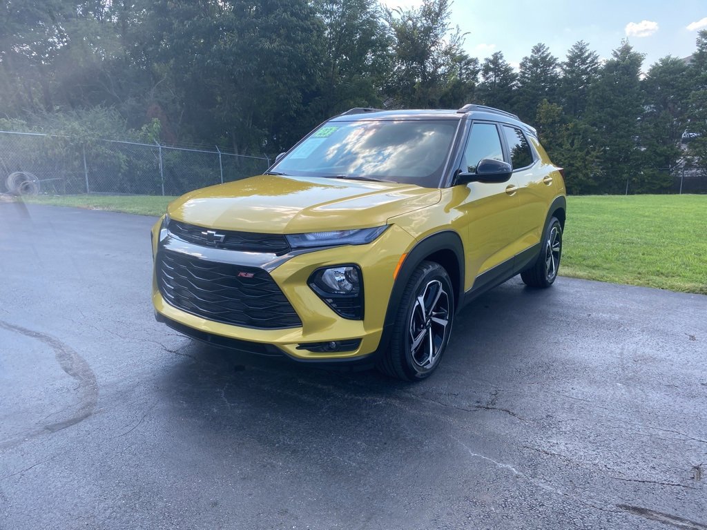 Used 2023 Chevrolet TrailBlazer RS w/ Sun and Liftgate Package