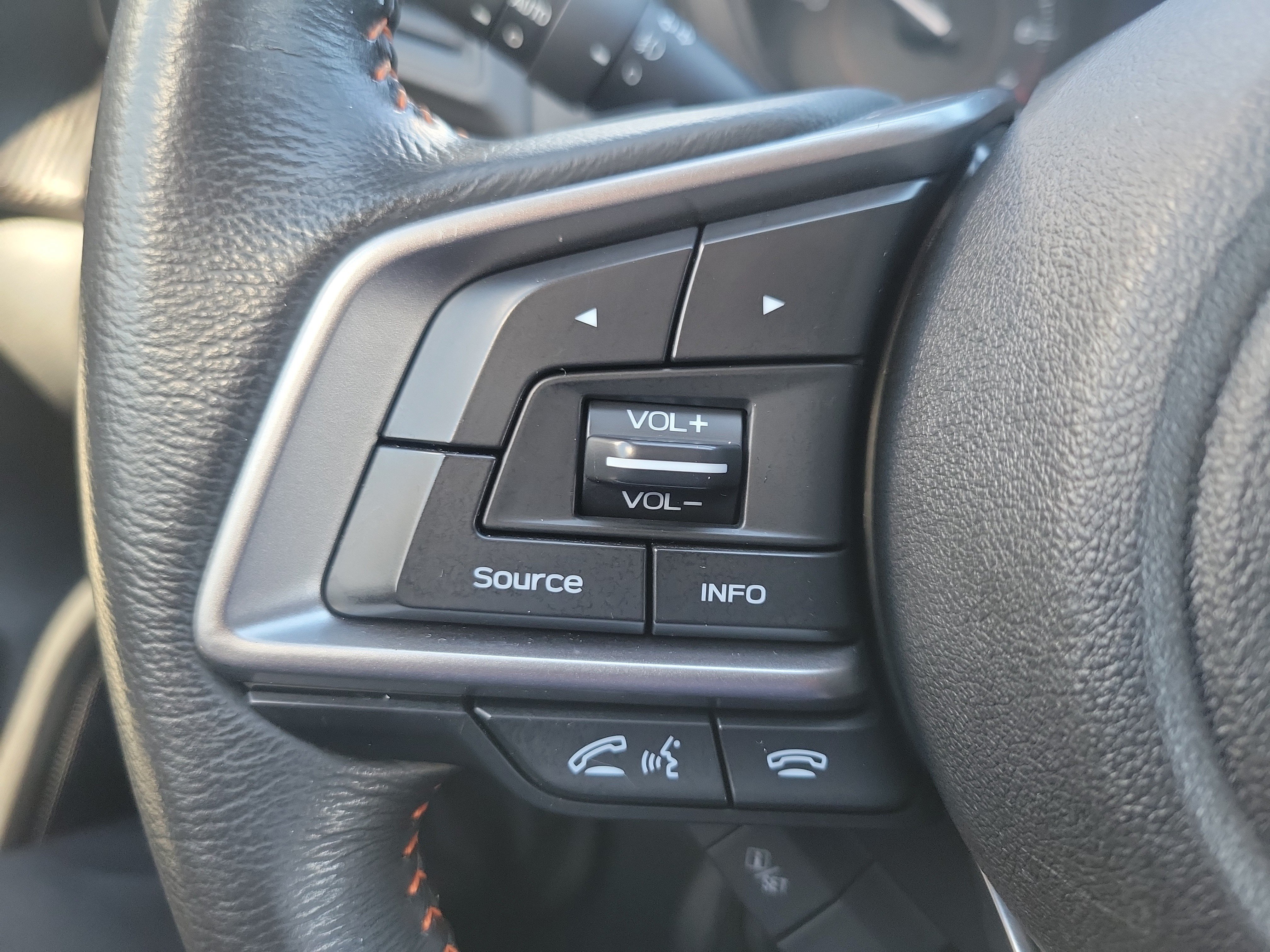 Used 2019 Subaru Crosstrek 2.0i Premium w/ Eyesight System AWD/4WD image 30
