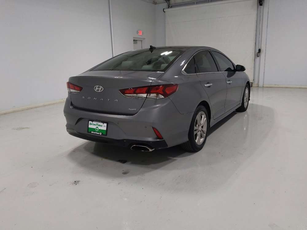 Used 2018 Hyundai Sonata Limited w/ Ultimate Package 07 FWD image 9