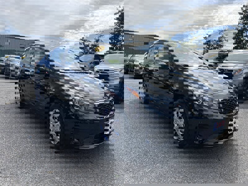 Used 2017 Kia Forte LX image 3