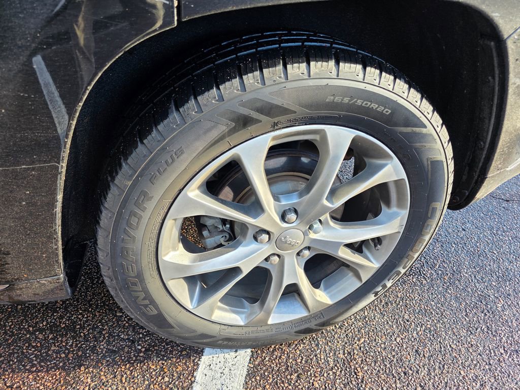 Used 2019 Jeep Grand Cherokee Summit w/ Platinum Series Group image 32