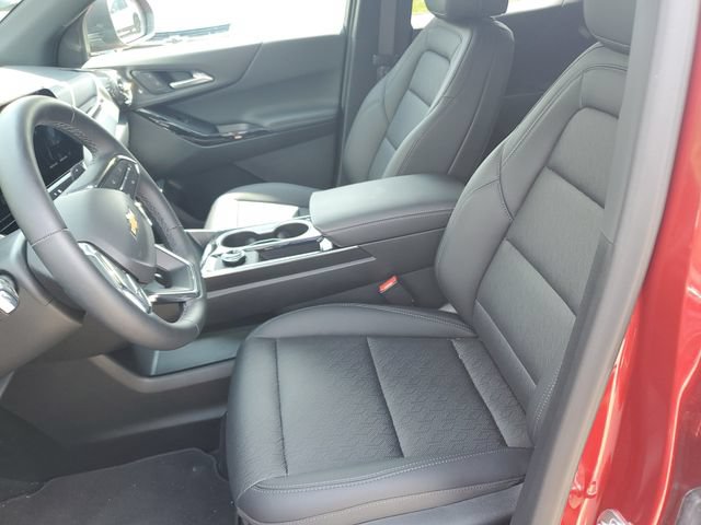 New 2026 Chevrolet Equinox LT w/ Convenience Package II AWD/4WD image 16