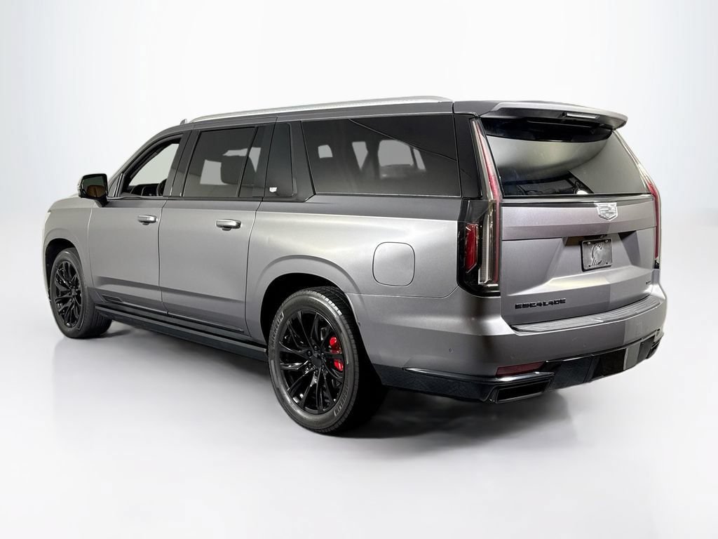 Used 2023 Cadillac Escalade ESV Premium Luxury w/ Performance Package AWD/4WD image 3