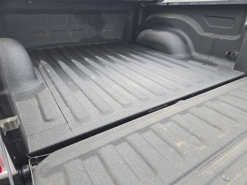 Used 2016 RAM 1500 Laramie image 18