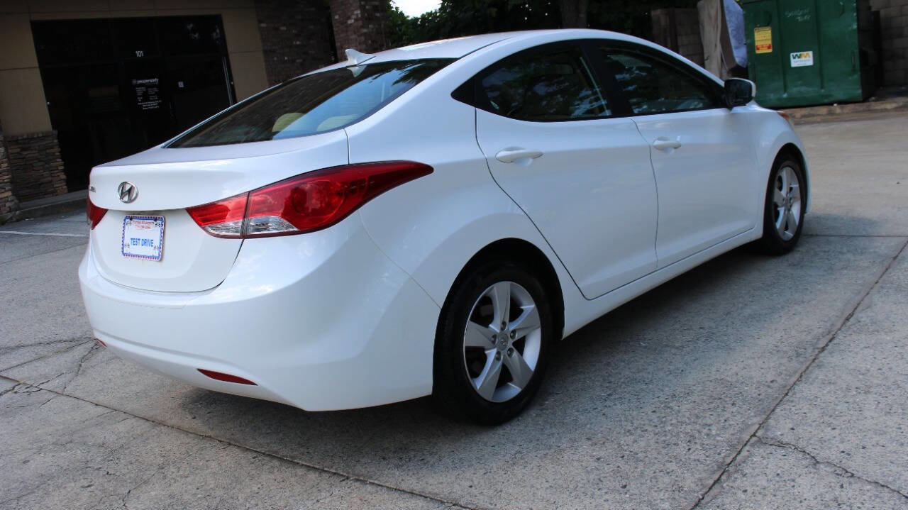 Used 2013 Hyundai Elantra GLS w/ Preferred Pkg image 9