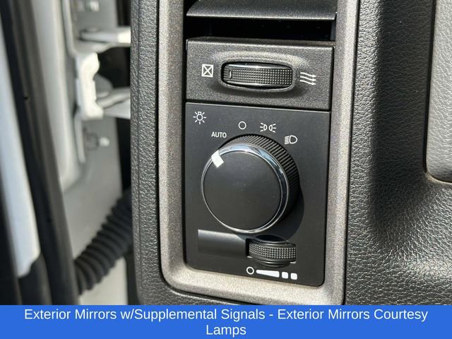 Used 2018 RAM 5500 Tradesman w/ Power & Remote Entry Group image 13
