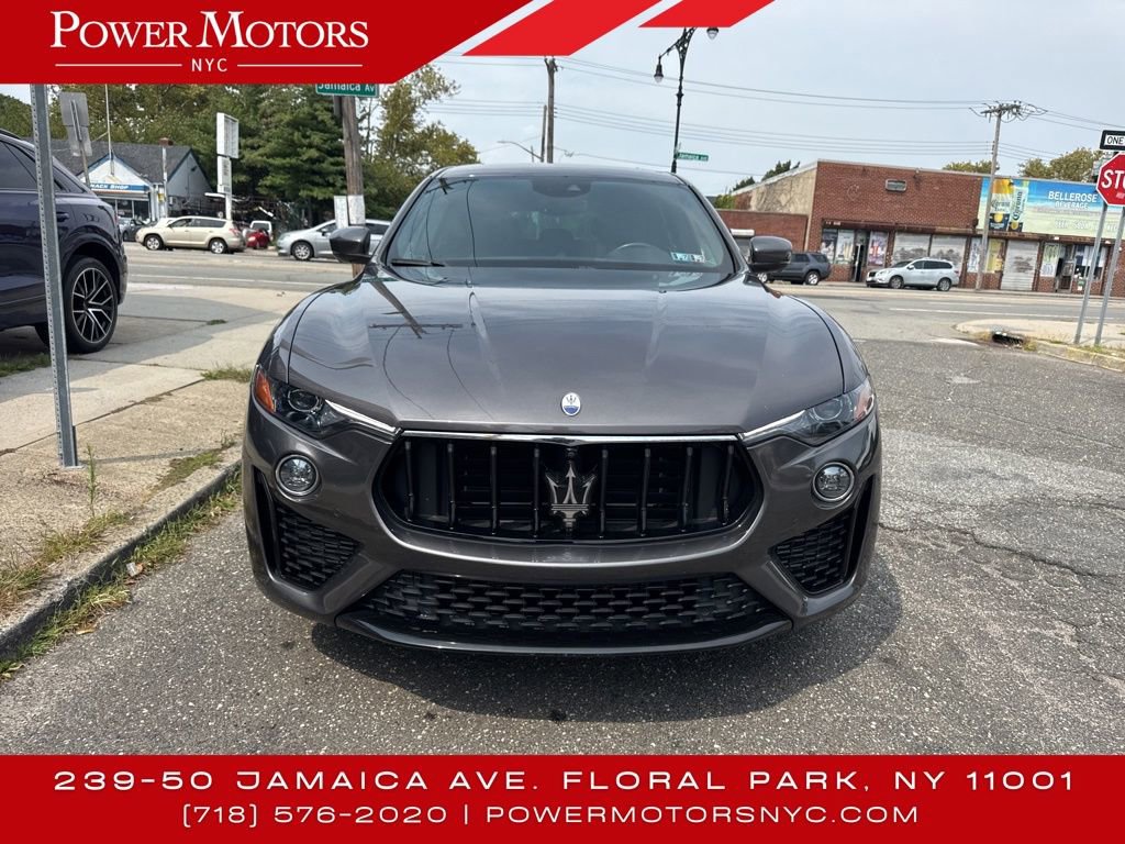 Used 2023 Maserati Levante Modena image 8