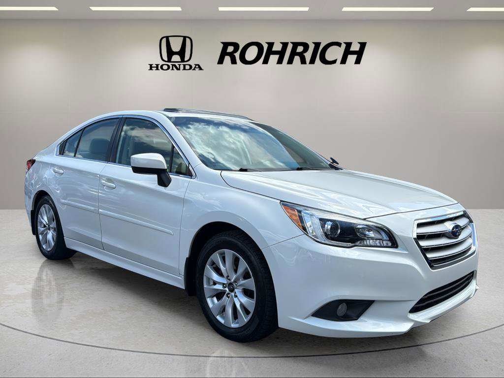 Used 2017 Subaru Legacy 2.5i Premium w/ Moonroof Package AWD/4WD image 4