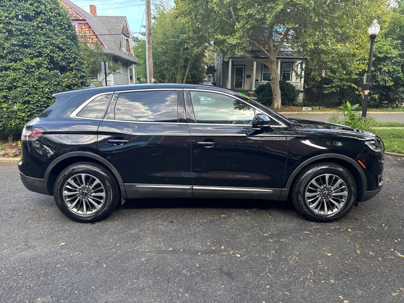 Used 2020 Lincoln Nautilus Premier w/ Equipment Group 101A AWD/4WD image 6