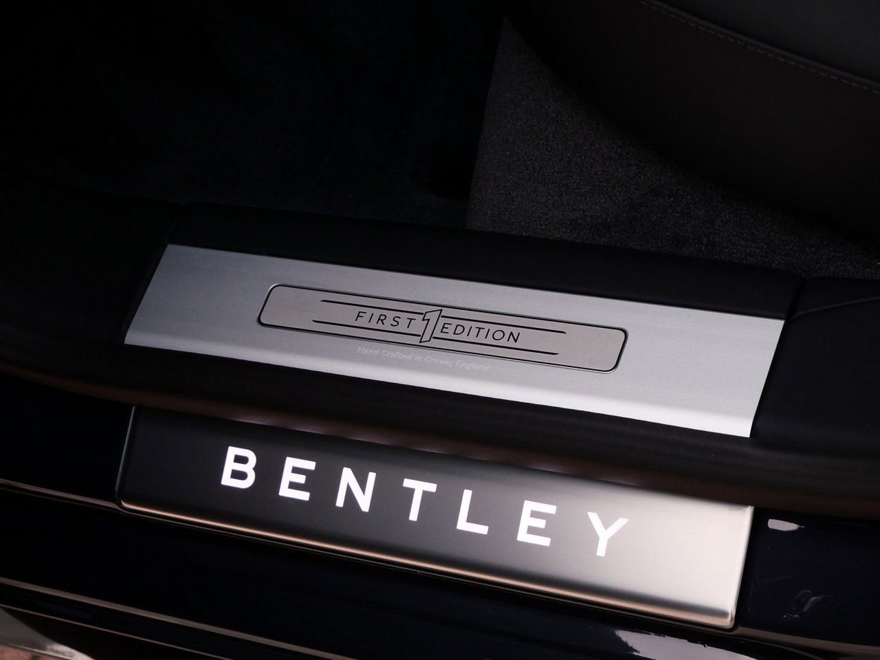 New 2025 Bentley Flying Spur Plug-In Hybrid image 14