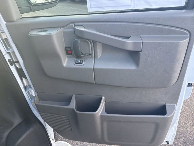Certified 2023 GMC Savana 2500 w/ Driver Convenience Package image 21