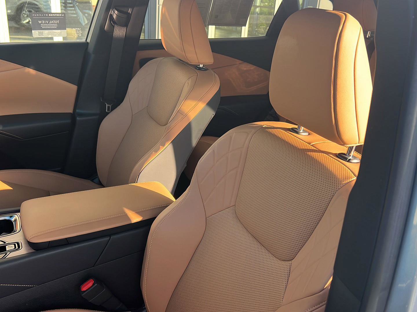 Certified 2025 Lexus RX 350 Premium w/ Accessory Package (Z1) image 28