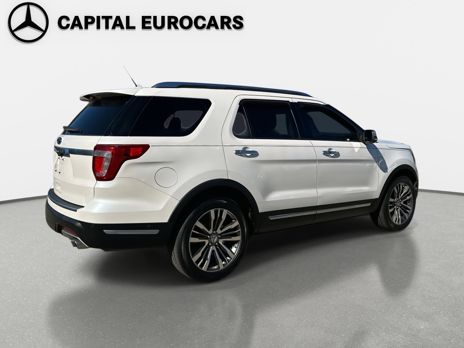 Used 2018 Ford Explorer Platinum image 5