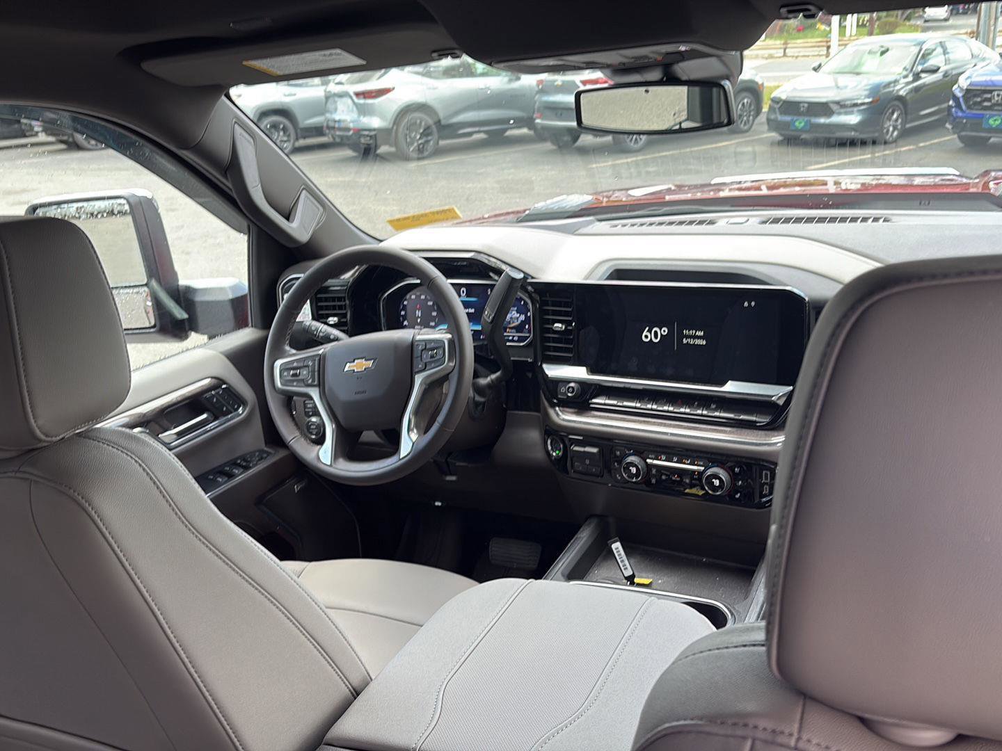 Used 2024 Chevrolet Silverado 2500 LTZ w/ LTZ Convenience Package AWD/4WD image 12