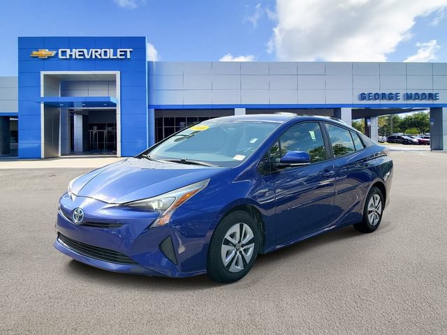 Used 2016 Toyota Prius Three FWD image 2
