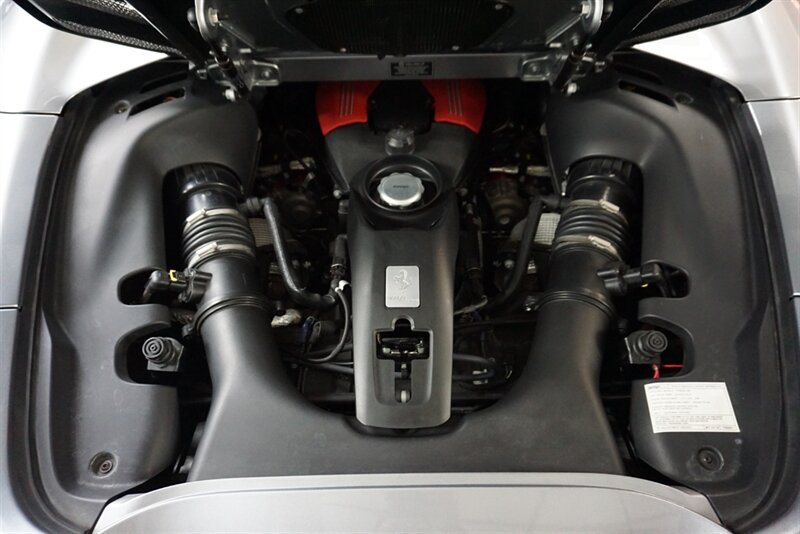 Used 2018 Ferrari 488 Spider RWD image 6