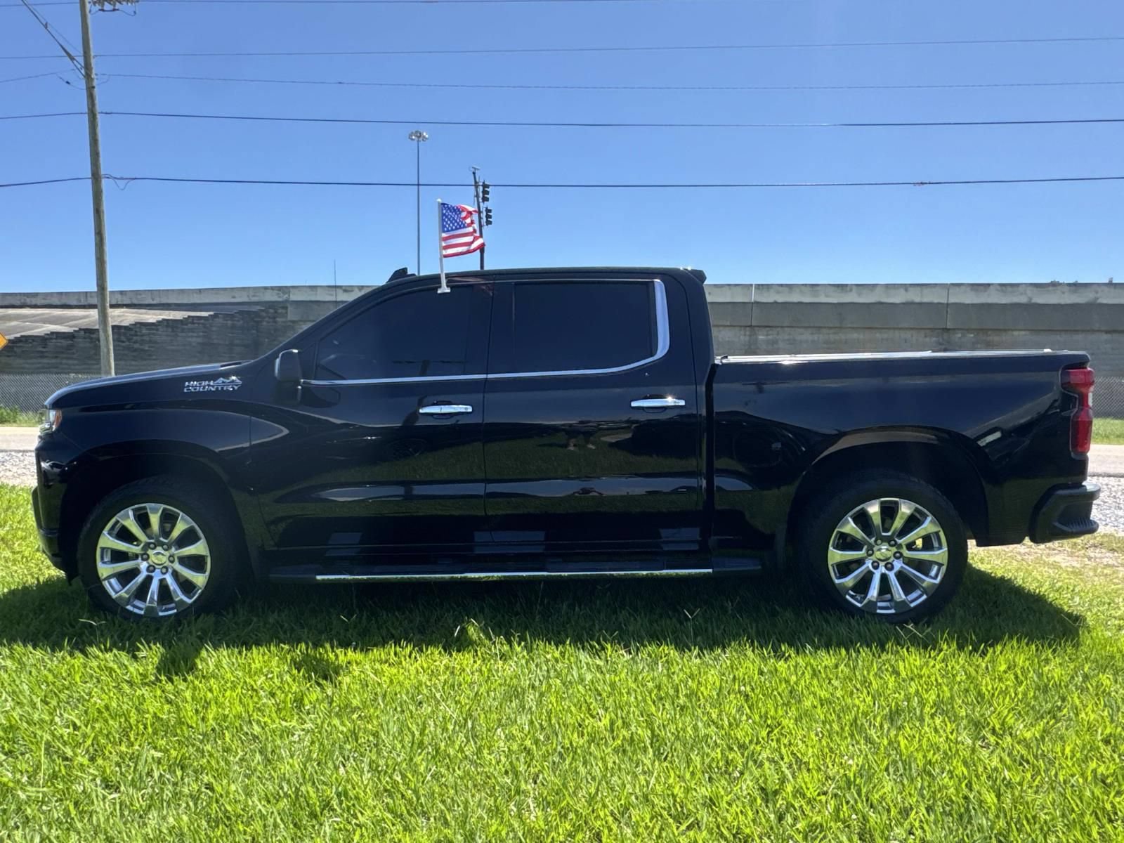 Used 2020 Chevrolet Silverado 1500 High Country AWD/4WD image 9