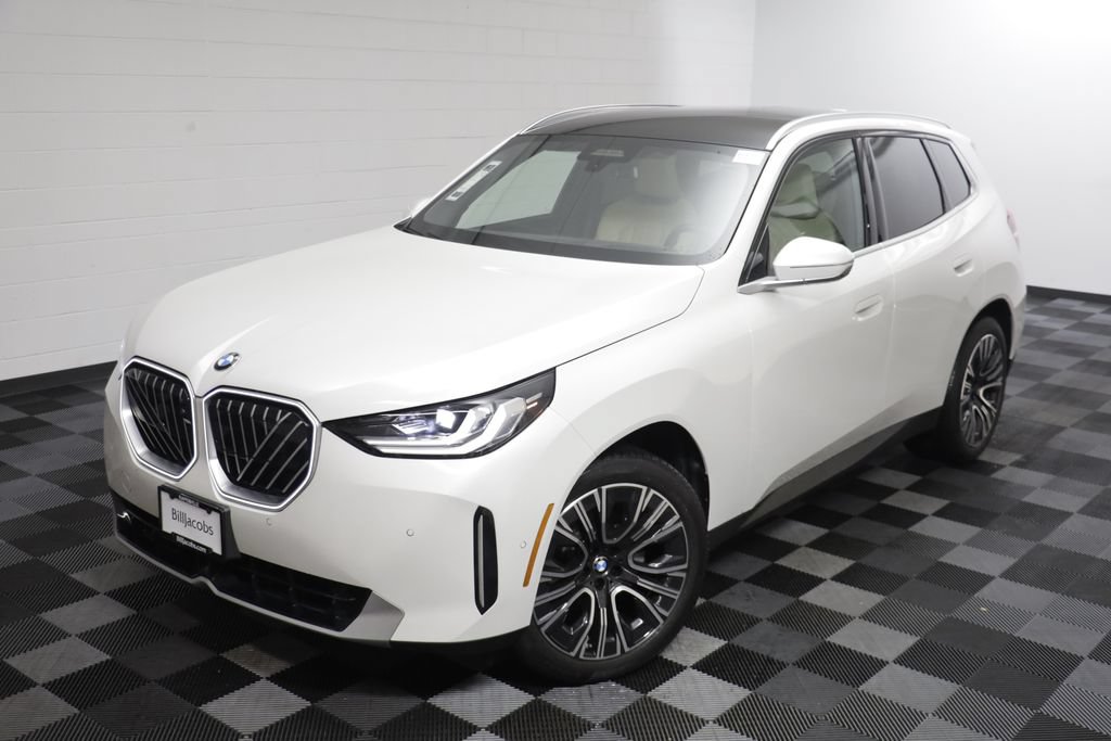 Used 2026 BMW X3 xDrive30i w/ Premium Package AWD/4WD image 2