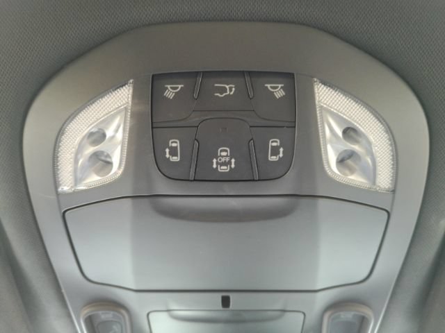 Used 2025 Chrysler Pacifica Limited FWD image 56