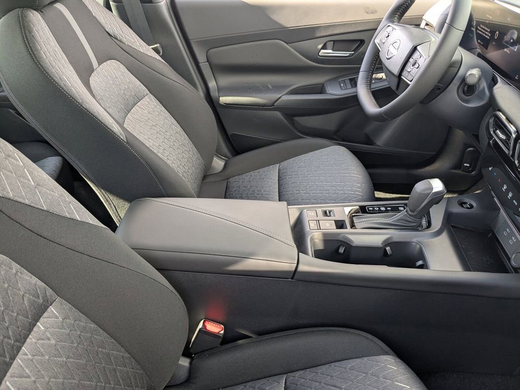 New 2026 Nissan Sentra SV w/ SV Convenience Package FWD image 22