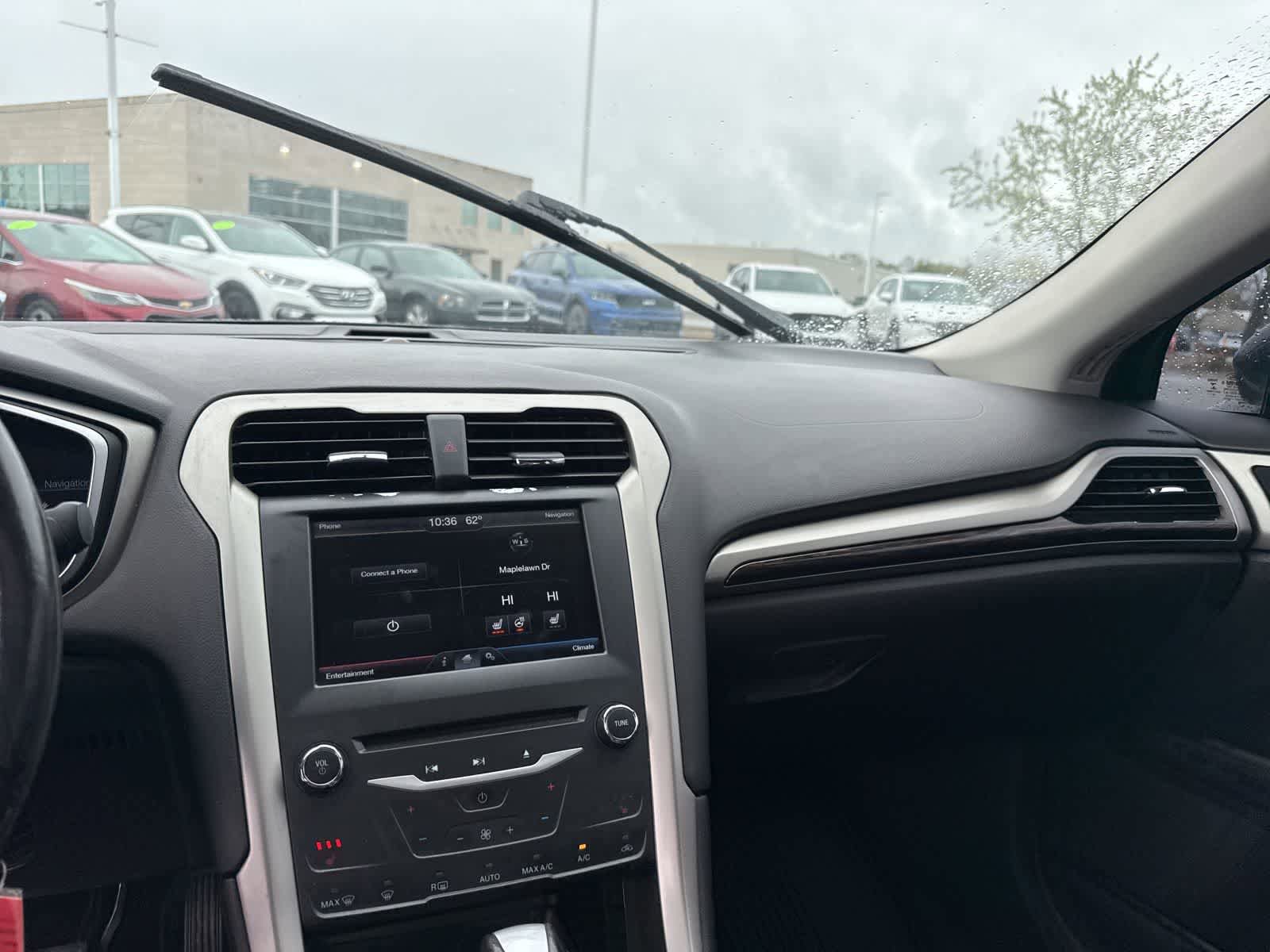 Used 2015 Ford Fusion SE w/ Equipment Group 202A image 20