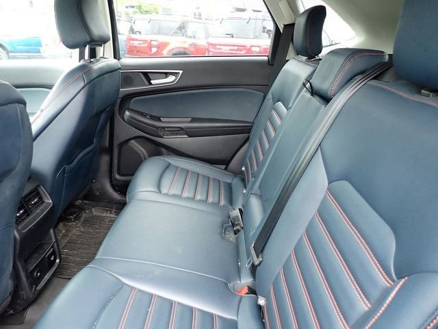 Used 2023 Ford Edge SEL w/ Sport Appearance Package AWD/4WD image 12