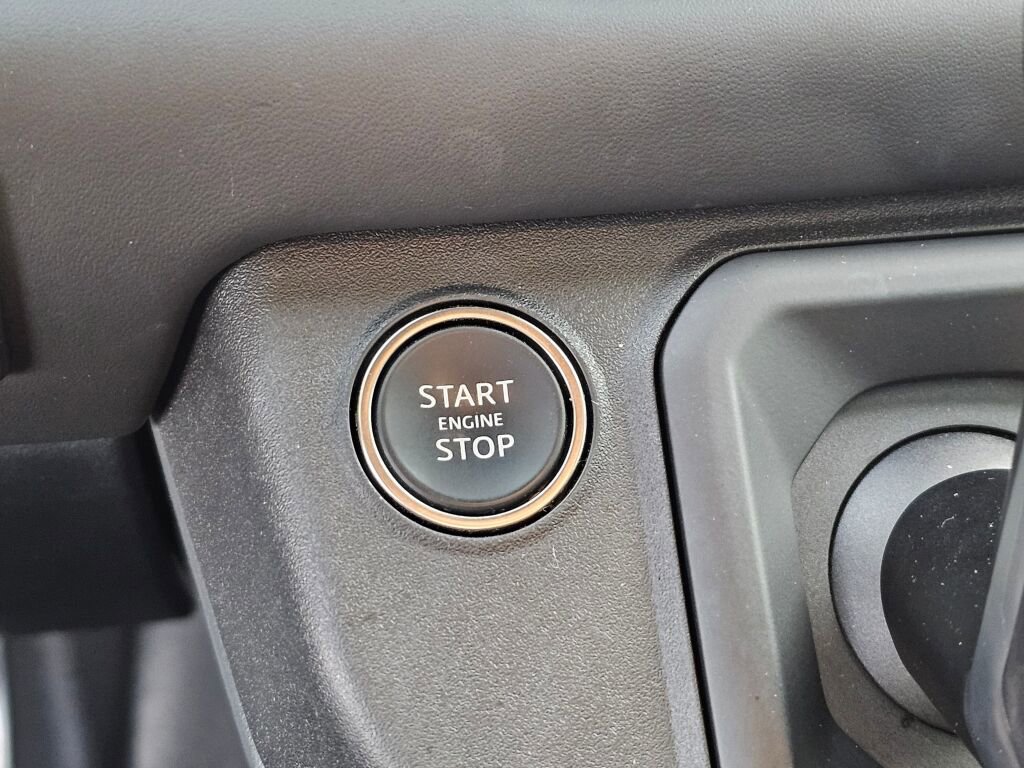 Used 2024 Land Rover Defender 110 X image 33