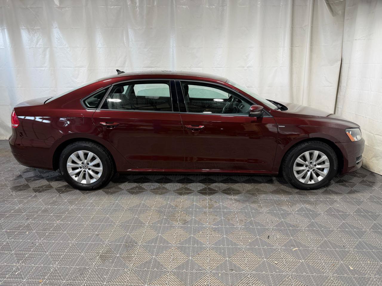 Used 2014 Volkswagen Passat 2.5 S FWD image 9