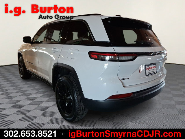 New 2026 Jeep Grand Cherokee Altitude AWD/4WD image 3