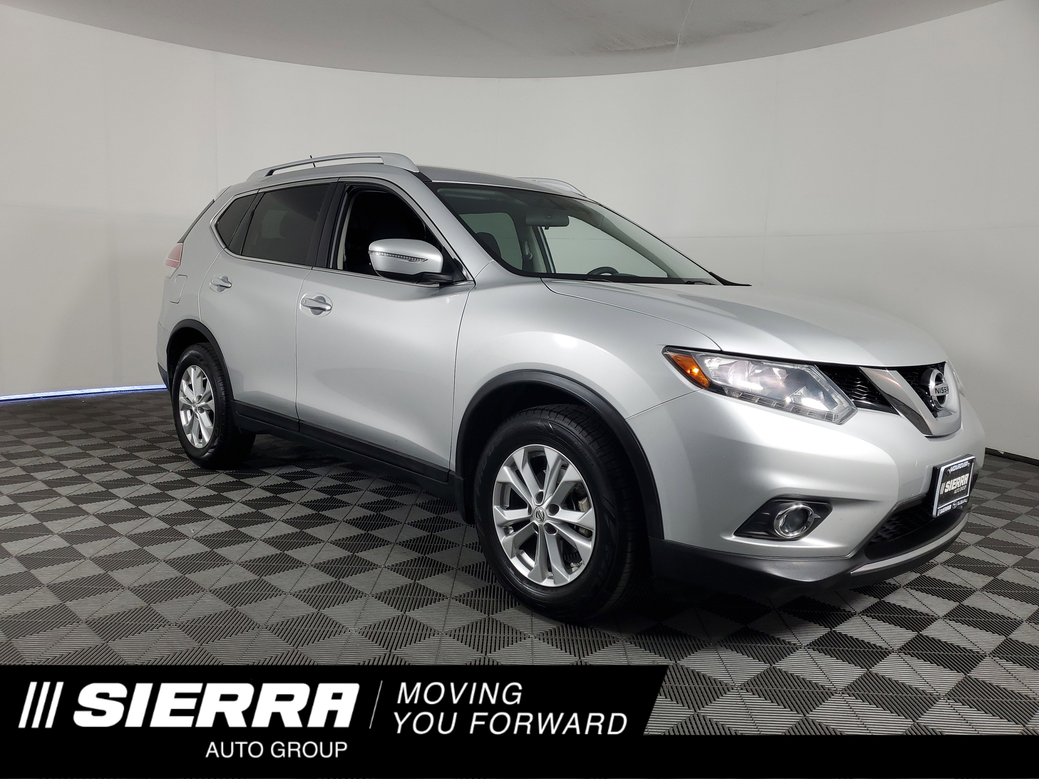 Used 2014 Nissan Rogue SV