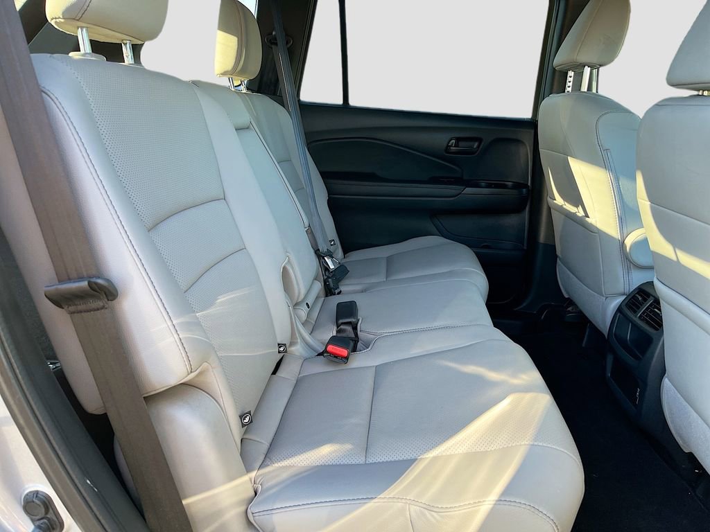 Used 2022 Honda Passport EX-L image 27