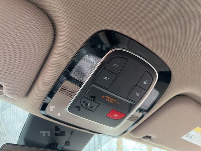 Certified 2023 Hyundai Santa Fe SEL image 31