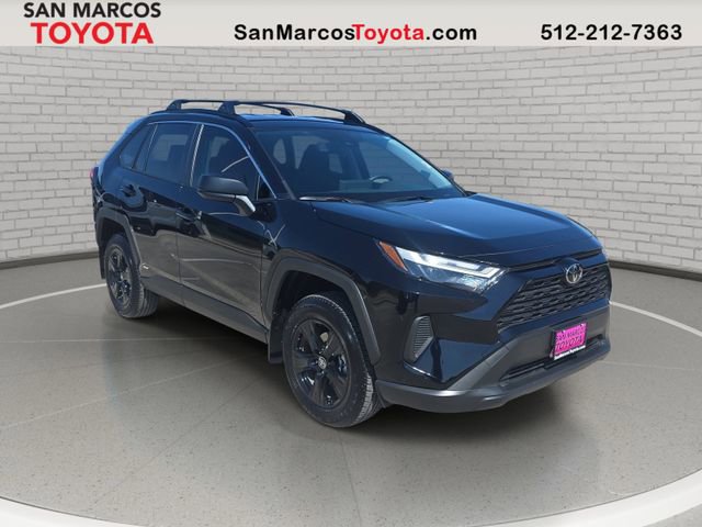 Used 2025 Toyota RAV4 LE image 3