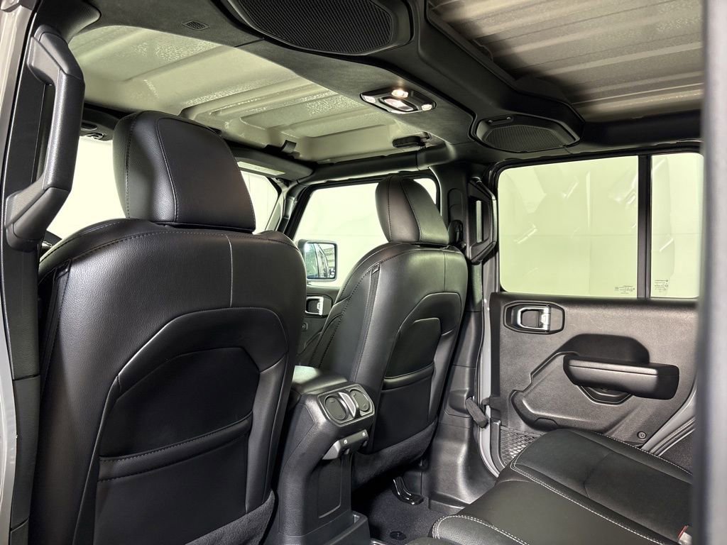 Used 2021 Jeep Wrangler Unlimited Sport image 19