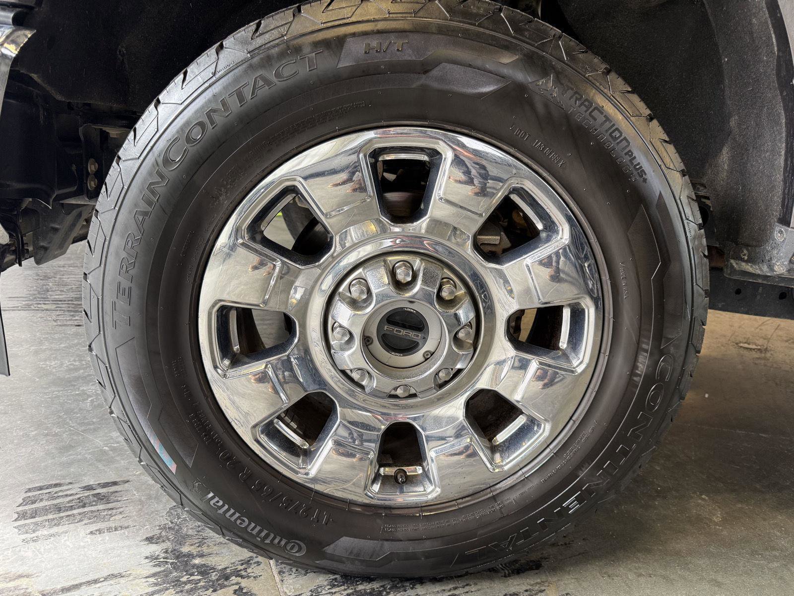 Used 2024 Ford F250 Lariat w/ Chrome Package image 10