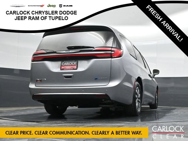 Used 2021 Chrysler Pacifica Touring-L image 43