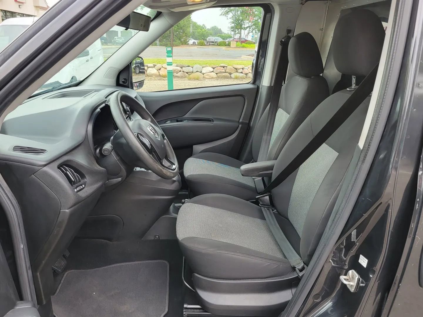 Used 2019 RAM ProMaster City Tradesman FWD image 2